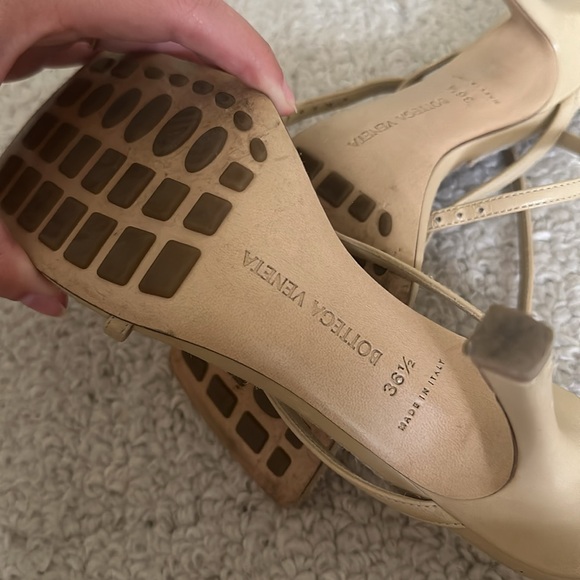 Bottega Veneta Raffia Stretch Heel - Size 36.5